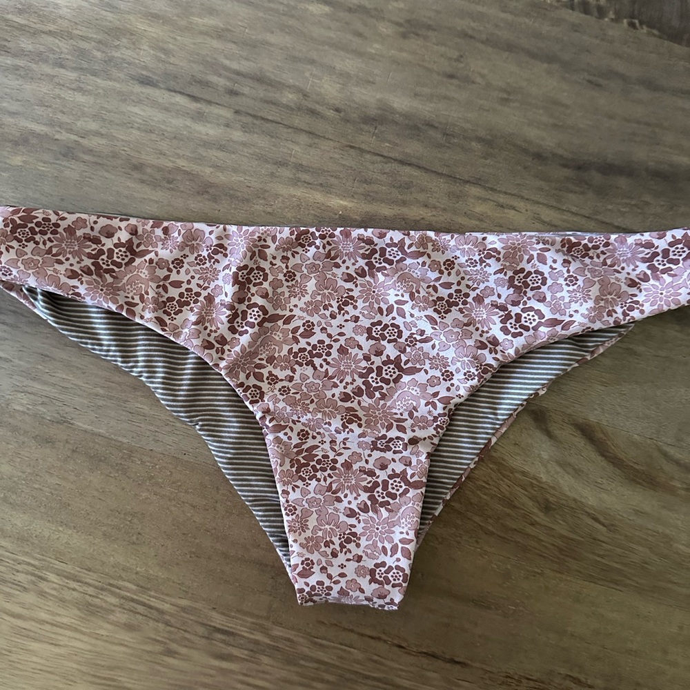 ACACIA - Makai Bottom. M. Bloom Print
